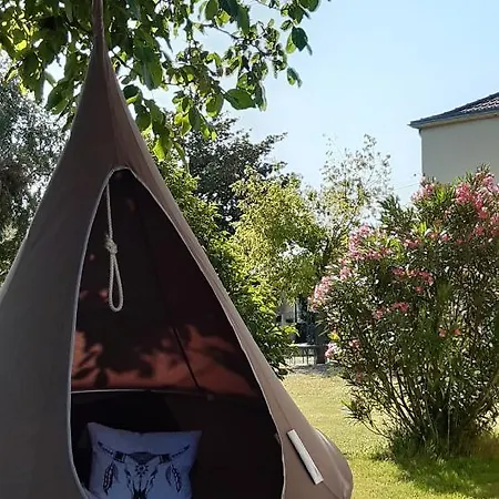 La Cle Du Puy Bed & Breakfast 3*